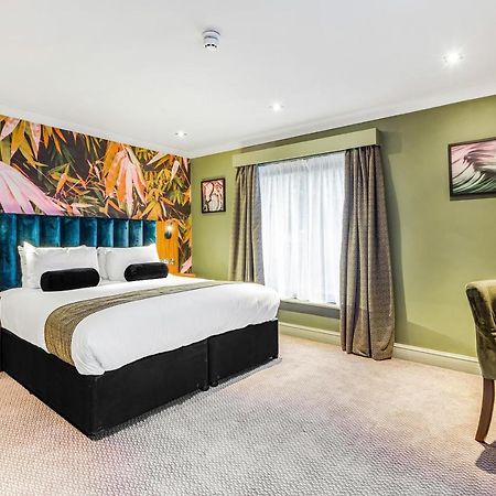 Inn On The Lake By Innkeeper'S Collection Godalming Esterno foto