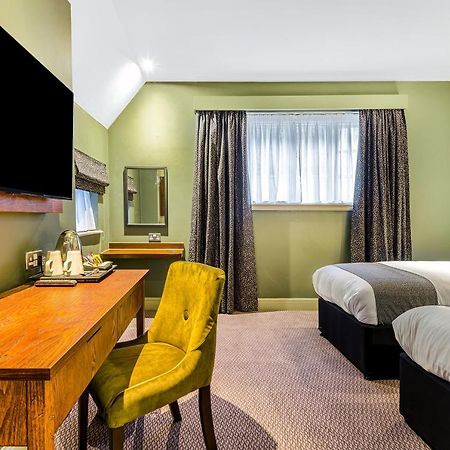 Inn On The Lake By Innkeeper'S Collection Godalming Esterno foto