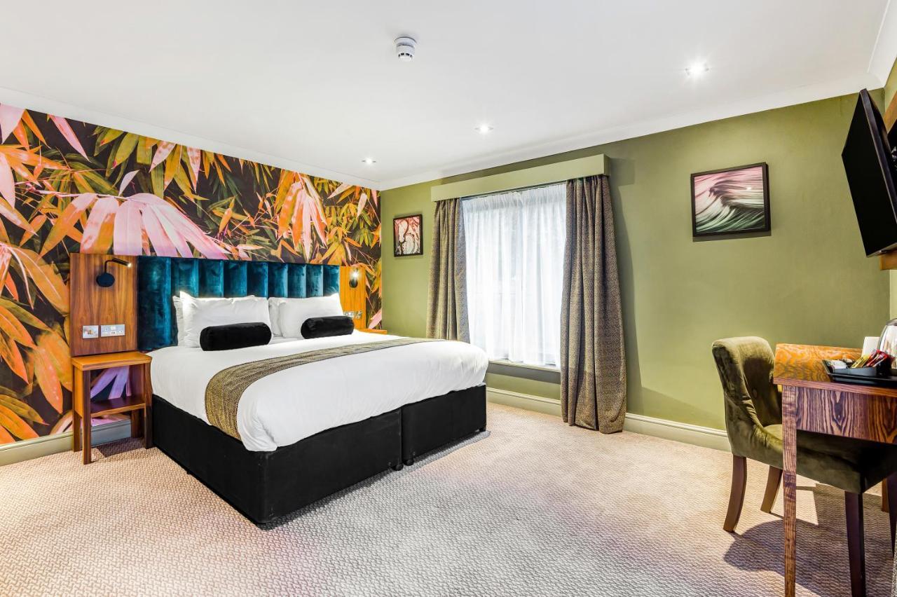Inn On The Lake By Innkeeper'S Collection Godalming Esterno foto