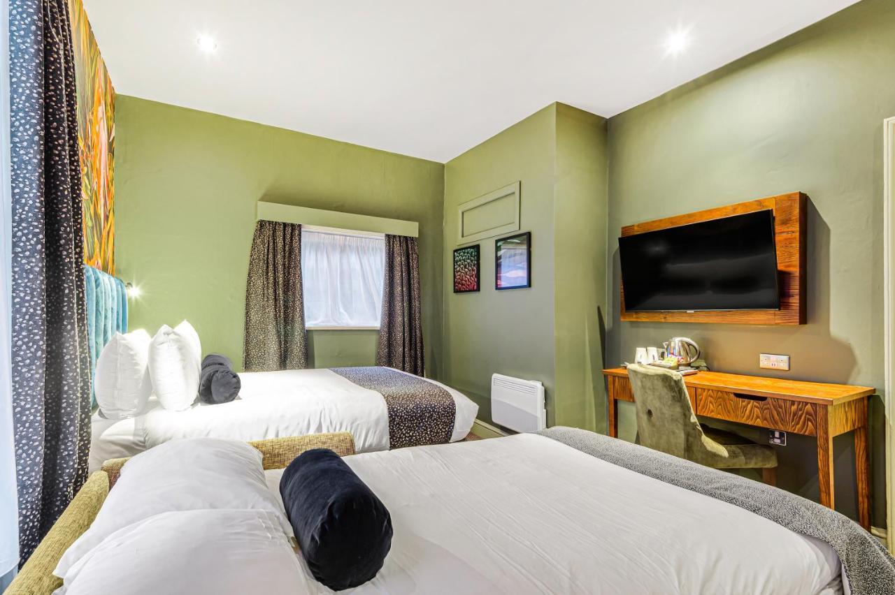 Inn On The Lake By Innkeeper'S Collection Godalming Esterno foto